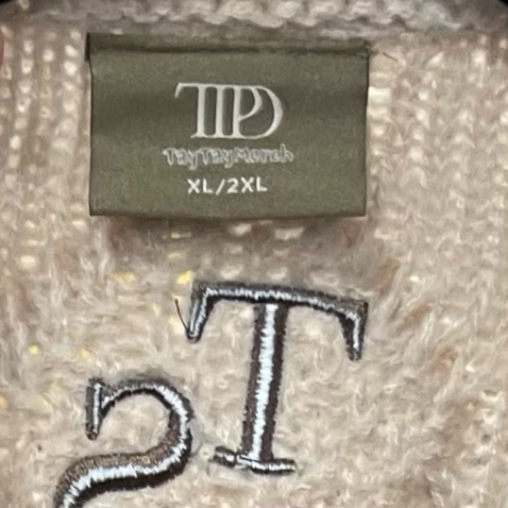 Oversized TTPD Tortured Poets inspired Cozy Star Button Taylor Swift Cardigan 2x - Picture 5 of 9
